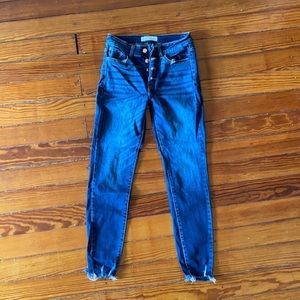 Beautiful Kancan jeans with Rose gold buttons